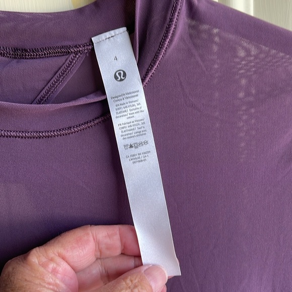 Lululemon Keyhole Mesh L/S shirt - Picture 4 of 6